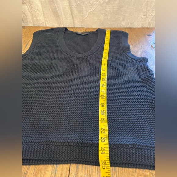 📍BCBGMAXAZRIA Black cotton sleeveless top size M - Picture 5 of 9